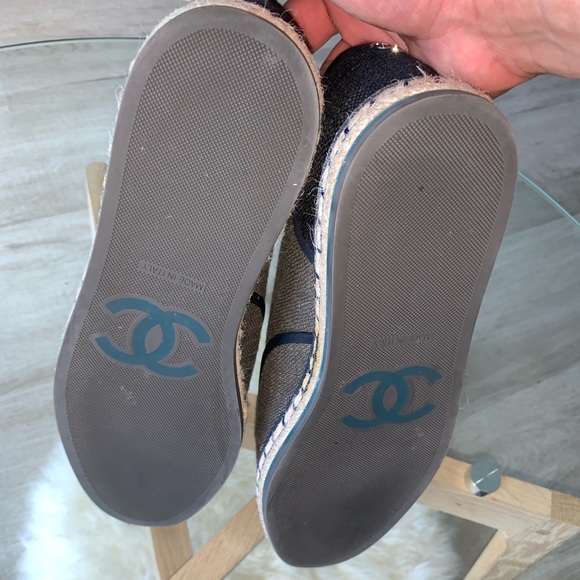 Chanel Sneaker Women’s size 38 1/2 (US 8.5) - Picture 2 of 8